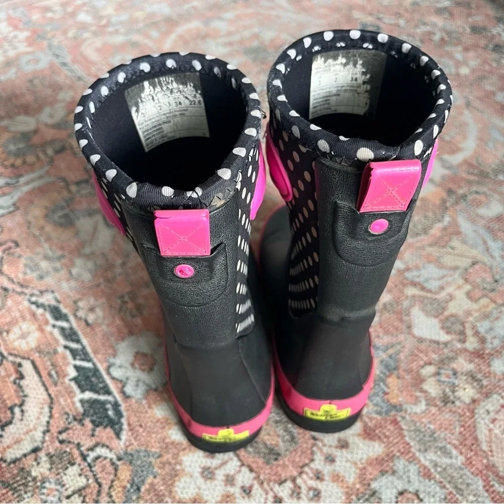 Western Chief Black and Pink Insulated Boots